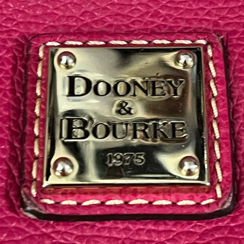 Dooney and Bourke pink leather shoulder bag - Picture 2 of 9